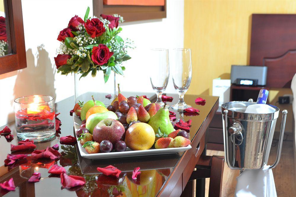 Luxor Plaza Hotel Pereira Bagian luar foto