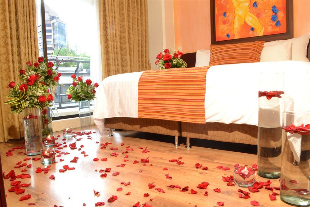 Luxor Plaza Hotel Pereira Bagian luar foto